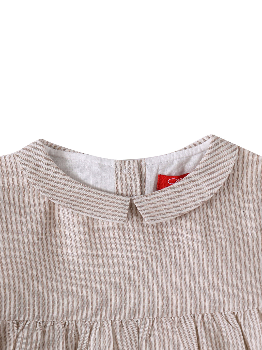 Vestido de lino con cuello a rayas