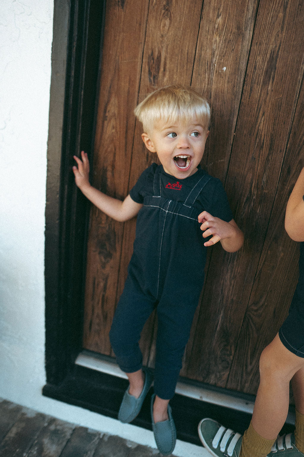 Embroidered Parade Short T-shirt - Navy