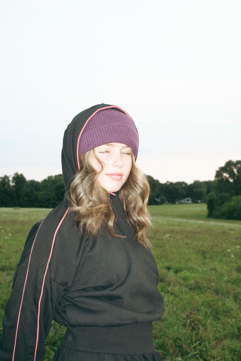 Classic Comfort Hooded Crop Top - Black